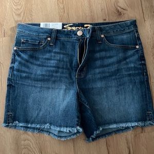 Seven7 5inch inseam weekend short Size 14